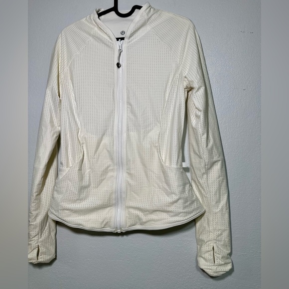 Lululemon Reversible Jacket Off White Perforated Zip-Up Womens 4 - Picture 7 of 9